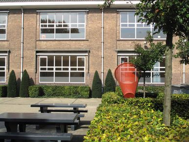 5 behaaglijk bedrijfstuinontwerp nijmegen het buitenland beuken hagen rond zitbanken